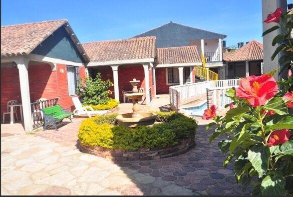 Hotel Aguablanca La Mesa  Eksteriør bilde